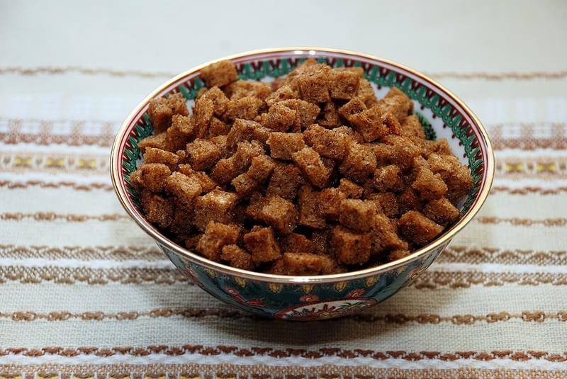 Tørking av kjeks hjemme - enkle måter å bruke gammelt brød på